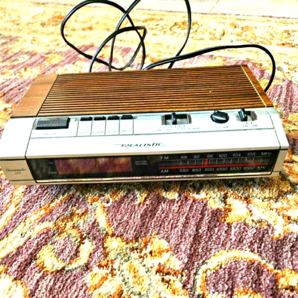 Clock Radio